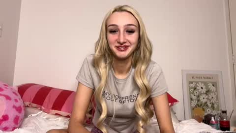 ellamcdaniel online show from June 2026 11:09:02 PM