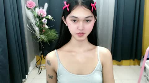 Snapshot of ellamiller69 chatting on June 2026 04:09:02 PM ELLA online show from June 2026 04:09:02 PM