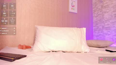 Ella online show from March 2025 10:14:02 AM