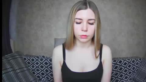 EllaNuar online show from December 2024 07:06:02 AM