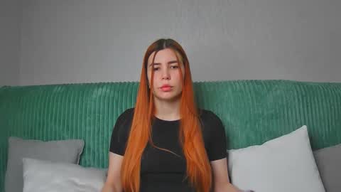 EllaNuar online show from February 2026 07:51:01 AM