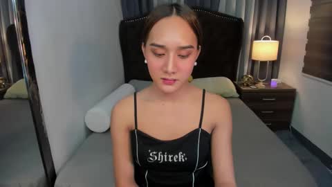 Snapshot of ellats_18 chatting on February 2025 03:29:02 AM Sophia online show from February 2025 03:29:02 AM