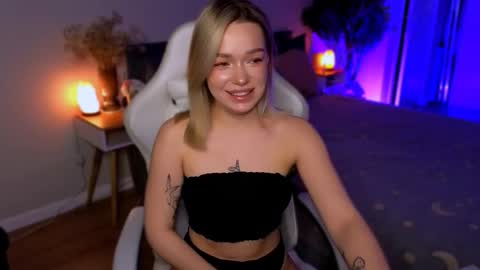 Ella online show from January 2026 05:44:02 AM