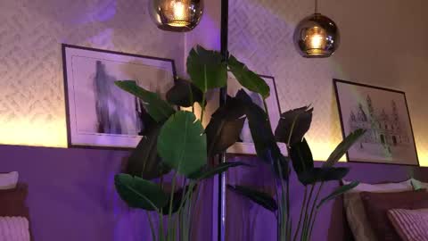 Elle Diane online show from March 2025 03:57:02 AM