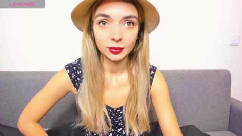 ellen_flow online show from December 2024 06:51:01 AM