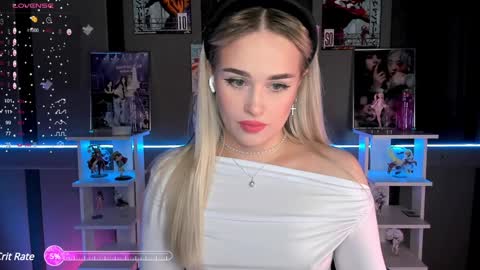 Snapshot of ellensoftt chatting on December 2024 05:33:01 PM Maria online show from December 2024 05:33:01 PM