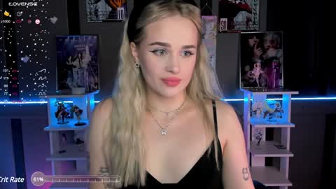 Snapshot of ellensoftt chatting on December 2024 07:49:02 PM Maria online show from December 2024 07:49:02 PM