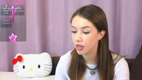 ellie online show from May 2026 06:56:02 PM