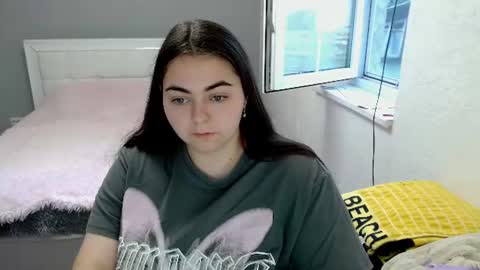 Ellie online show from July 2026 04:05:01 AM