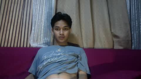 Snapshot of ellorrey chatting on June 2026 04:38:01 PM ELLORREY online show from June 2026 04:38:01 PM