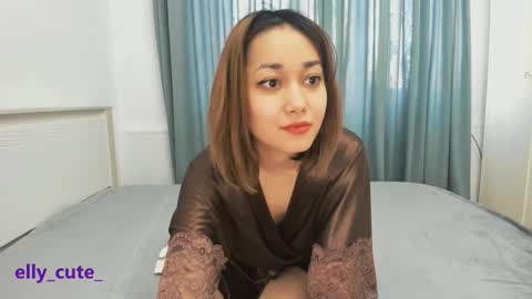 Snapshot of elly_cute_ chatting on November 2025 03:20:01 AM Elly Cute online show from November 2025 03:20:01 AM