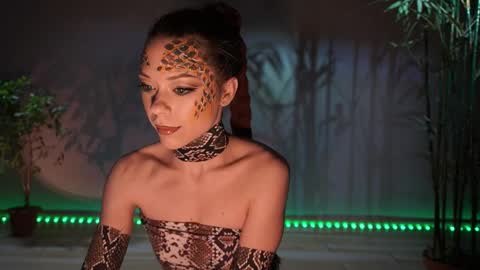 Snapshot of elly_fry chatting on January 2025 08:43:01 PM Art Place online show from January 2025 08:43:01 PM