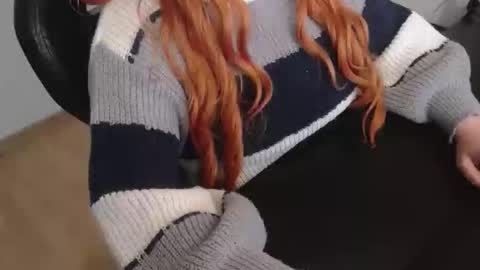 Elly online show from December 2025 02:58:02 PM