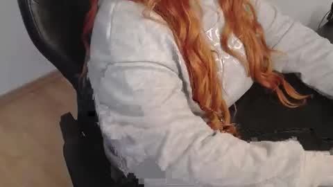 Elly online show from January 2026 01:37:02 PM