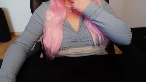 Elly online show from March 2026 02:40:02 PM