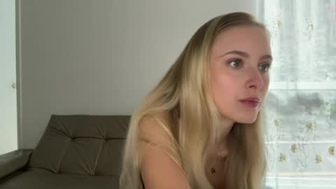 Snapshot of ellykeyofficial chatting on August 2026 01:16:02 PM ellykeyofficial online show from August 2026 01:16:02 PM