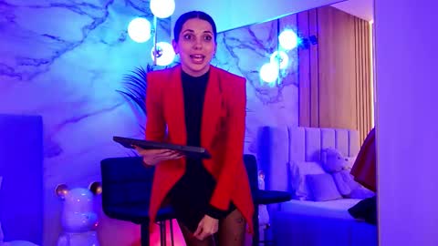 Elly online show from October 2025 08:07:02 AM