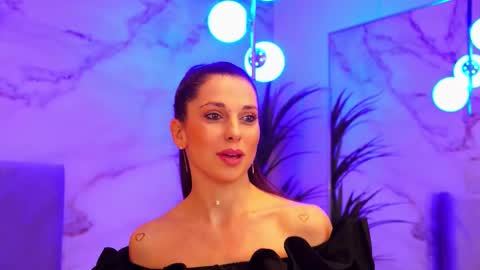 Elly online show from January 2026 08:34:01 PM