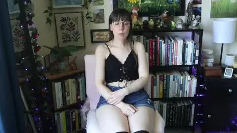 Snapshot of ellynaomi chatting on May 2026 05:01:01 PM Elly Naomi online show from May 2026 05:01:01 PM