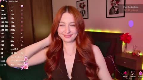 Snapshot of ellypeach chatting on May 2026 05:20:01 PM EllyPeach online show from May 2026 05:20:01 PM