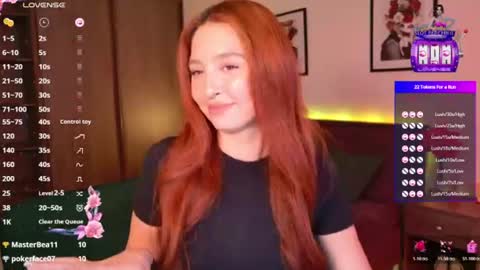 Snapshot of ellypeach chatting on June 2026 06:03:01 PM EllyPeach online show from June 2026 06:03:01 PM