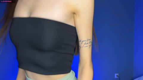 Im online Fri Sun Mon Tue Thu Fri Sat3 from 1000 online show from February 2025 08:18:02 AM