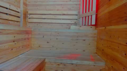 Snapshot of elmy_ chatting on January 2026 01:38:02 PM ELMY online show from January 2026 01:38:02 PM