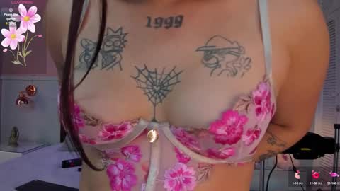 Elodie  online show from September 2025 12:07:01 PM