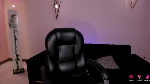 ELOISA OLIVERO online show from November 2025 07:47:02 PM