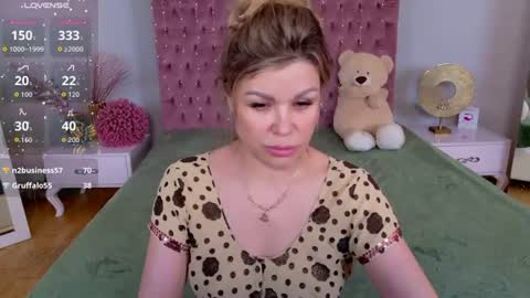 Snapshot of eloise_by chatting on July 2026 11:16:02 AM eloise_by online show from July 2026 11:16:02 AM