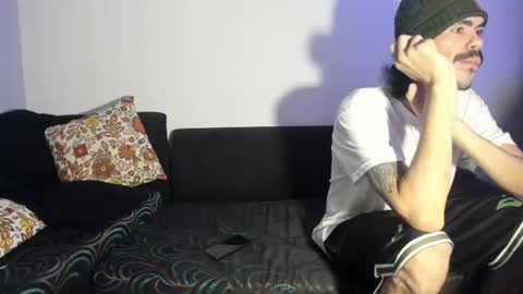 eloitandangela online show from April 2026 12:02:01 AM