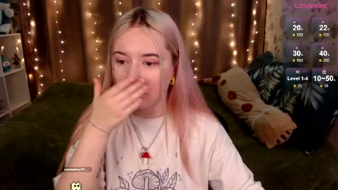 Snapshot of elovinora chatting on January 2025 08:01:01 PM Ela give me a thumbs up if you like it  and this is important for the development of the account online show from January 2025 08:01:01 PM