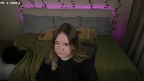 Snapshot of elovinora chatting on February 2026 06:39:02 PM Ela give me a thumbs up if you like it and this is important for the development of the account online show from February 2026 06:39:02 PM