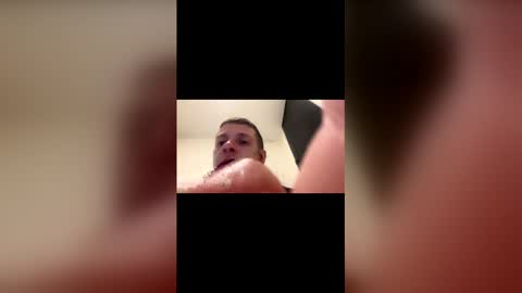 Snapshot of elpatriko9229 chatting on February 2026 11:01:02 PM ElPatriko9229 online show from February 2026 11:01:02 PM