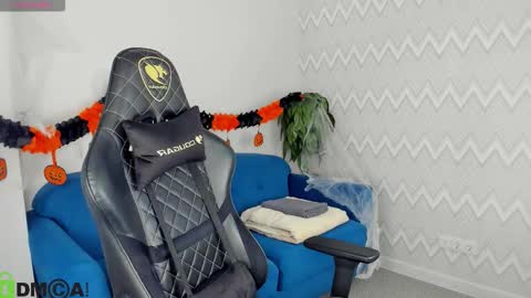 elsa_carterr online show from October 2025 08:48:01 AM