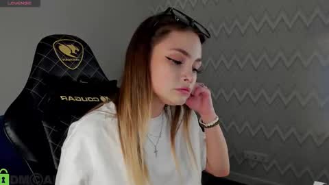 elsa_carterr online show from November 2025 08:52:02 PM