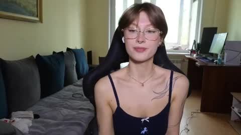 elsaangel online show from May 2026 06:54:02 AM