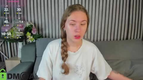 Elsie online show from October 2025 01:03:02 AM