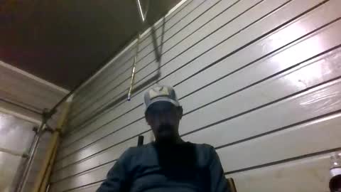 elwooood7 online show from November 2025 12:38:02 PM