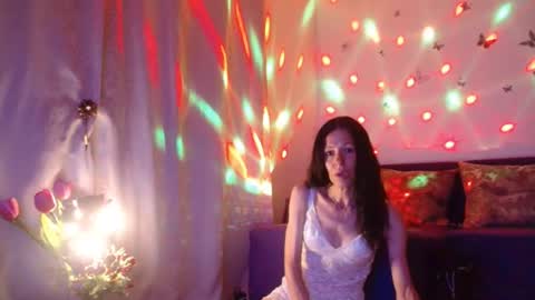 Elisa online show from July 2026 07:16:01 PM