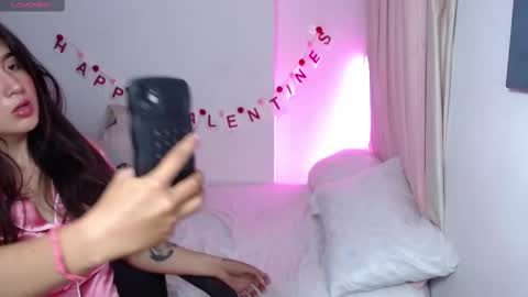 A N D R E A online show from February 2025 05:30:01 AM