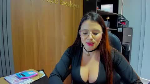 Snapshot of ema_04 chatting on December 2025 06:25:02 PM Estefany Martinez Acua INSTAGRAM ema 04oficial online show from December 2025 06:25:02 PM