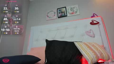 Snapshot of emalinda__hills chatting on March 2025 11:55:02 AM EMA online show from March 2025 11:55:02 AM