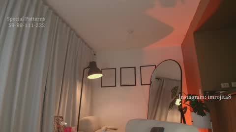 Snapshot of emam_taylor_ chatting on November 2025 12:10:02 AM IG imrojita8 online show from November 2025 12:10:02 AM