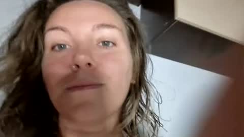 Snapshot of emanuel_berta chatting on July 2026 09:28:02 PM emanuel_berta online show from July 2026 09:28:02 PM