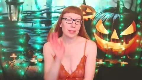 Ember Starleena online show from October 2025 05:08:01 PM