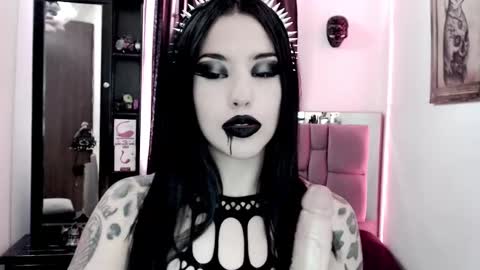 Emerald Black online show from February 2025 01:50:01 PM