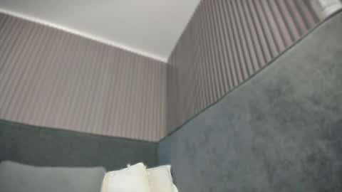 Snapshot of emelie_89 chatting on June 2026 11:42:02 AM emelie_89 online show from June 2026 11:42:02 AM