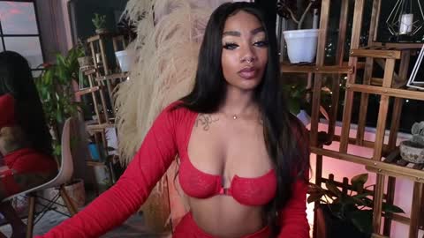 anyelii  online show from January 2025 01:50:01 AM
