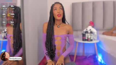 Snapshot of emely_deluxe chatting on October 2025 11:34:02 AM Emely online show from October 2025 11:34:02 AM